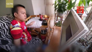 Cảm phục người đàn ông bại não vẫn viết tiểu thuyết 760.000 từ