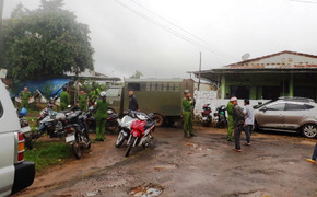 Khám xét nơi ở của người làm thuê bị chủ đánh đập dã man ở tại Gia Lai