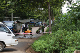 Video: Thi thể người đàn ông biến dạng ở lề đường tại Đắk Lắk