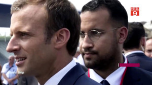 Video: Tổng thống Pháp phủ nhận quan hệ đồng giới với vệ sỹ