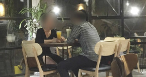 Mua bán tinh trùng qua mạng: Chuyện không tưởng nhưng lại nhan nhản