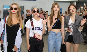 Nhóm nhạc Hàn EXID khiến sân bay ‘vỡ trận’ khi sang Việt Nam