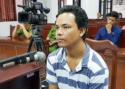 10 năm tù cho kẻ dùng kéo đâm chết anh rể