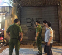 Nhà hàng đóng sập cửa, ngăn cản đoàn kiểm tra ở TP.HCM