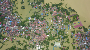 Nguyên nhân khiến ngoại thành Hà Nội ngập nhiều ngày không rút