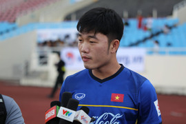 Xuân Trường: 'Đá cặp với ai cũng được, ai có phong độ cao thì đá chính'