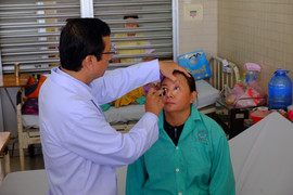 Tim ngừng đập, bệnh nhân vẫn kịp để lại giác mạc cứu hai người phụ nữ mù