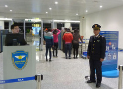 Du khách Trung Quốc phản ánh phải nộp 10 NDT khi nhập cảnh, Bộ Ngoại giao nói gì?