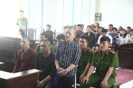 Hàn gắn không thành, nam thanh niên tạt axit hai chị em người yêu cũ