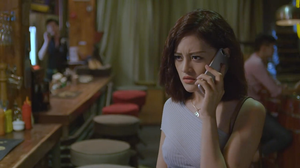 ‘Cả một đời ân oán’ tập 66: Kiên gửi hoa đe dọa Tú, Diệu nổi điên đánh đập con gái