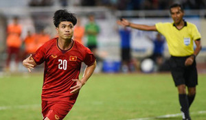 Công Phượng nói gì khi lại lập siêu phẩm ở Mỹ Đình?