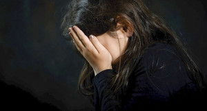 Tội phạm xâm hại tình dục trẻ em: Đề xuất thiến hoá học, gắn chip theo dõi