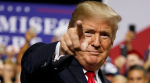 Truyền thông Trung Quốc: 'Ông Trump đang đe dọa và tống tiền theo kiểu đường phố'