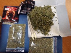 Cỏ Mỹ làm điêu đứng giới trẻ Khánh Hòa, nhiều người loạn thần, ảo giác