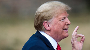 Người 'trở về từ năm 2030' chỉ đích danh người kế nhiệm Tổng thống Trump