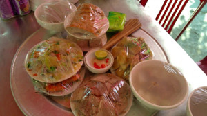 2 ngày đi ngoài 80 lần, người đàn ông giảm 7kg, suýt chết do ngộ độc cỗ cưới