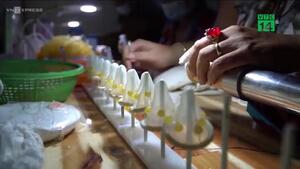 Video: Bắt quả tang dùng keo dán xăm lốp làm bao cao su giả ở TP.HCM