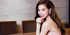 Video: Diamond Plaza cháy dữ dội, Hồ Ngọc Hà xin ngừng hát để kiểm tra tình hình