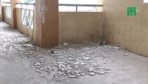 Vừa học vừa run sợ trong trường cấp 2 sắp sập