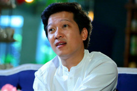 Tin đồn cưới chạy bầu giúp Trường Giang, Nhã Phương hot nhất Internet