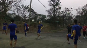 Video: BTC nhầm lẫn khó hiểu, Olympic Việt Nam phải chịu khổ tập trên sân bê tông