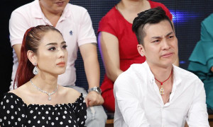 Lâm Khánh Chi thất vọng, căng thẳng với chồng trên sóng truyền hình