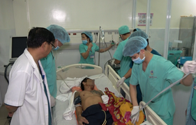 Điều trực thăng ra Trường Sa cứu ngư dân bị đột quỵ não