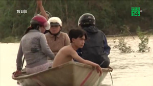 Lũ lên nhanh từ Thanh Hóa đến Nghệ An, nhiều nơi bị chia cắt