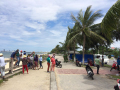 Phát hiện thi thể thanh niên đang phân hủy trôi trên biển