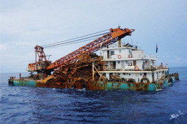 Cướp biển Trung Quốc quấy phá nơi yên nghỉ của hơn 1.000 thủy thủ Anh