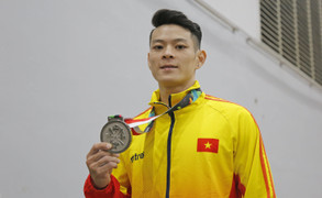 Thua đối thủ 'không phải người thường', Thạch Kim Tuấn giành HCB vẫn tiếc