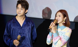 Suni Hạ Linh phải bồi thường khi rời công ty quản lý