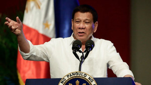 Ông Duterte: Mỹ là ai mà cảnh báo Philippines tránh xa vũ khí Nga?
