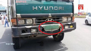 Xe ben cán chết người rồi lấy sơn che biển số gây phẫn nộ