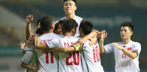 Olympic Việt Nam hạ Nhật Bản thật đáng tự hào, sao lại chỉ trích HLV Park Hang Seo?