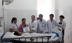 Tai nạn thảm khốc, 13 người chết ở Quảng Nam: Trao gần 2,5 tỷ đồng cho 4 nạn nhân còn sống