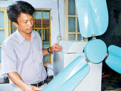 Khám phá chiếc máy bơm biến sức gió thành sức người