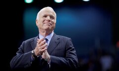 Thượng nghị sỹ John McCain qua lời kể của cựu Đại sứ Lê Văn Bàng