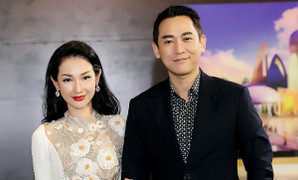 MC Quỳnh Chi diện váy xuyên thấu, tình tứ sánh đôi với Hứa Vĩ Văn