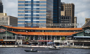 Xả súng đẫm máu tại Florida, nhiều người thương vong