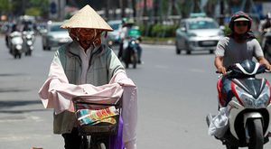 Nắng nóng 36 độ C bủa vây Hà Nội ngày đầu tuần