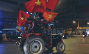 Clip: Những màn ăn mừng 'không đụng hàng' sau trận thắng lẫy lừng của Olympic VN