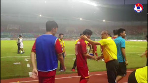 Clip: Hình ảnh xúc động trên sân ngay sau trận Olympic Việt Nam vs Olympic Hàn Quốc