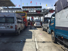 Trạm thu phí BOT Ninh Lộc lại phải xả trạm nhiều lần vì bị gây rối