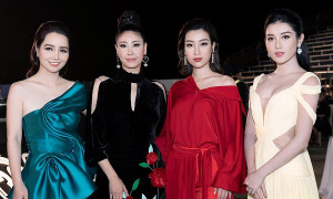 Huyền My đeo nhẫn kim cương, khoe nhan sắc rạng rỡ bên dàn người đẹp