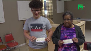 Tấm vé số độc đắc chung tên khiến gia đình tan nát