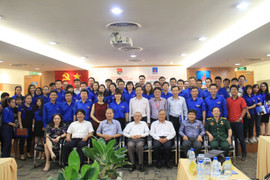 Tọa đàm 'Tiếp nối truyền thống, vững bước tương lai'