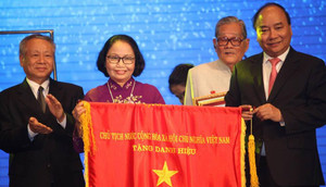 Đài Phát thanh Giải Phóng đón nhận danh hiệu Anh hùng lực lượng vũ trang nhân dân