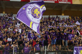 CLB Hà Nội vô địch V-League: Sau bao năm mới kéo được khán giả tới sân