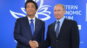Thủ tướng Shinzo Abe phật ý vì bị Tổng thống Putin cho 'leo cây'?